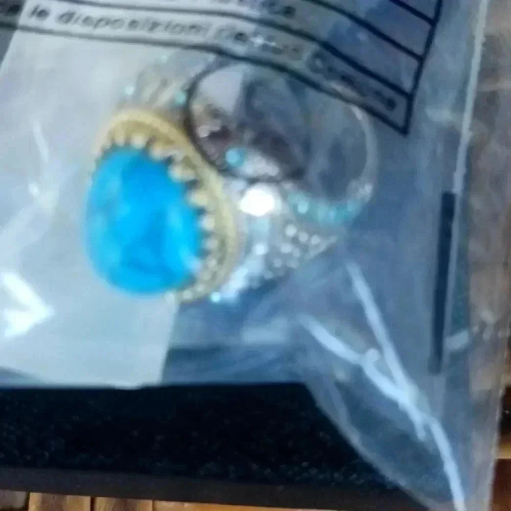 New Vintage Men's Electroplated Two-tone Inlaid Turquoise Ring..NWT - Picture 5 of 5